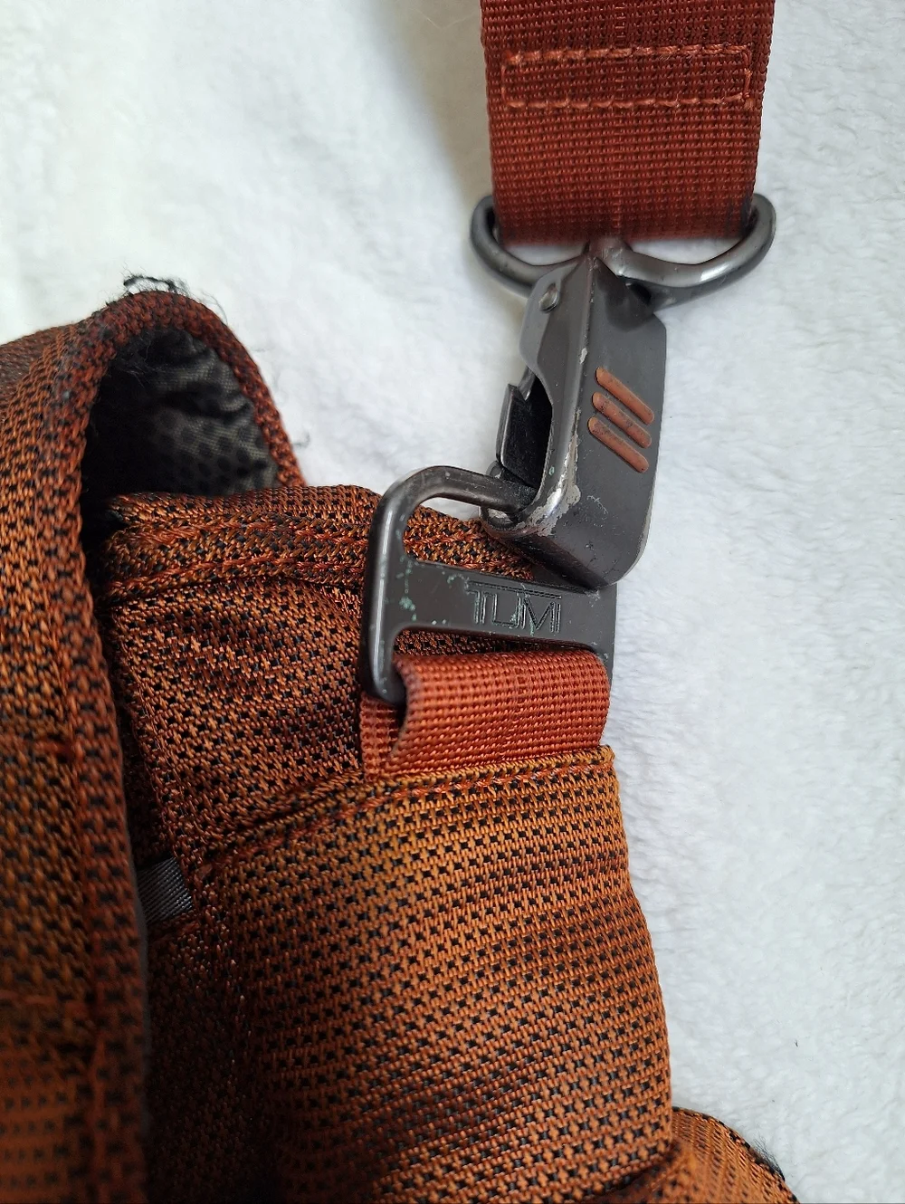 Tumi T-Tech Laptop Messenger Bag - Orange Flame Ballistic Nylon Used